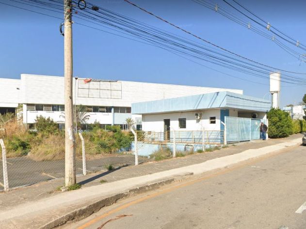 Armazém - Avenida Jerome Case, 3000 (Tecsis)