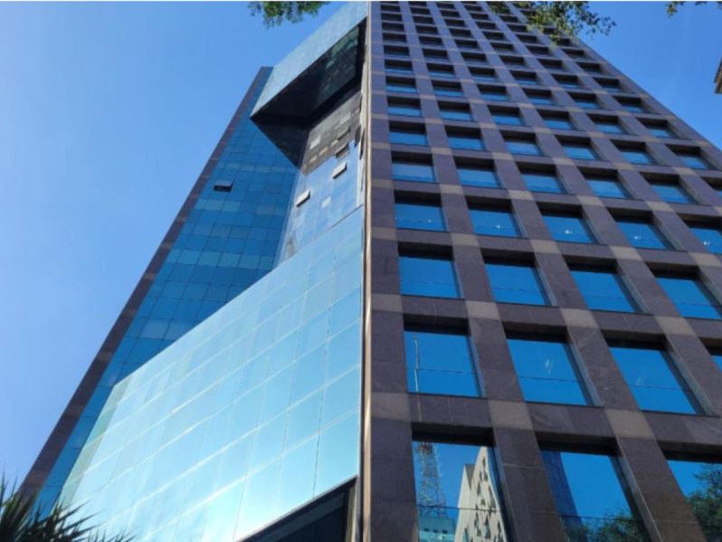 Delta Plaza
