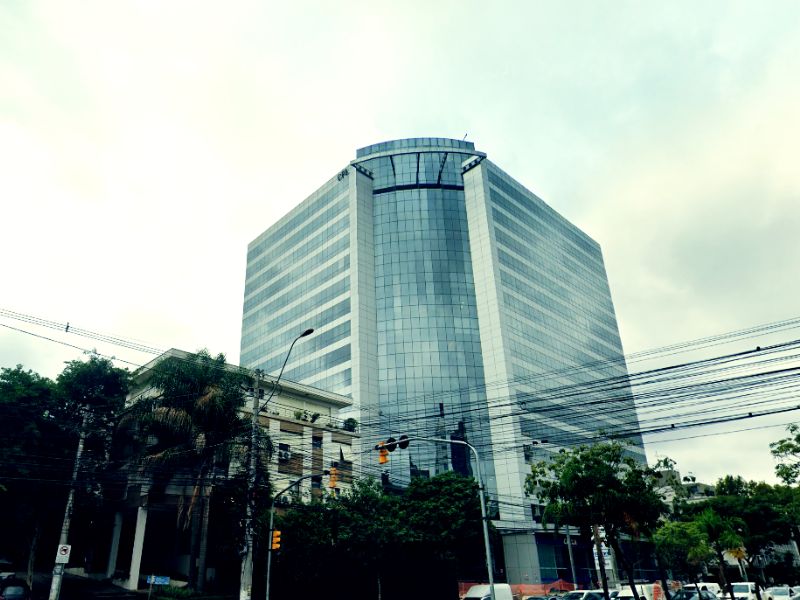 Platinum Tower - Porto Alegre, RGS - Image 1 of 4